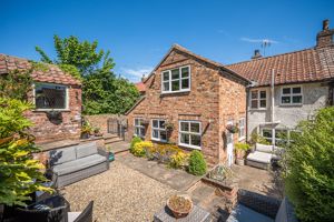 Gardens- click for photo gallery